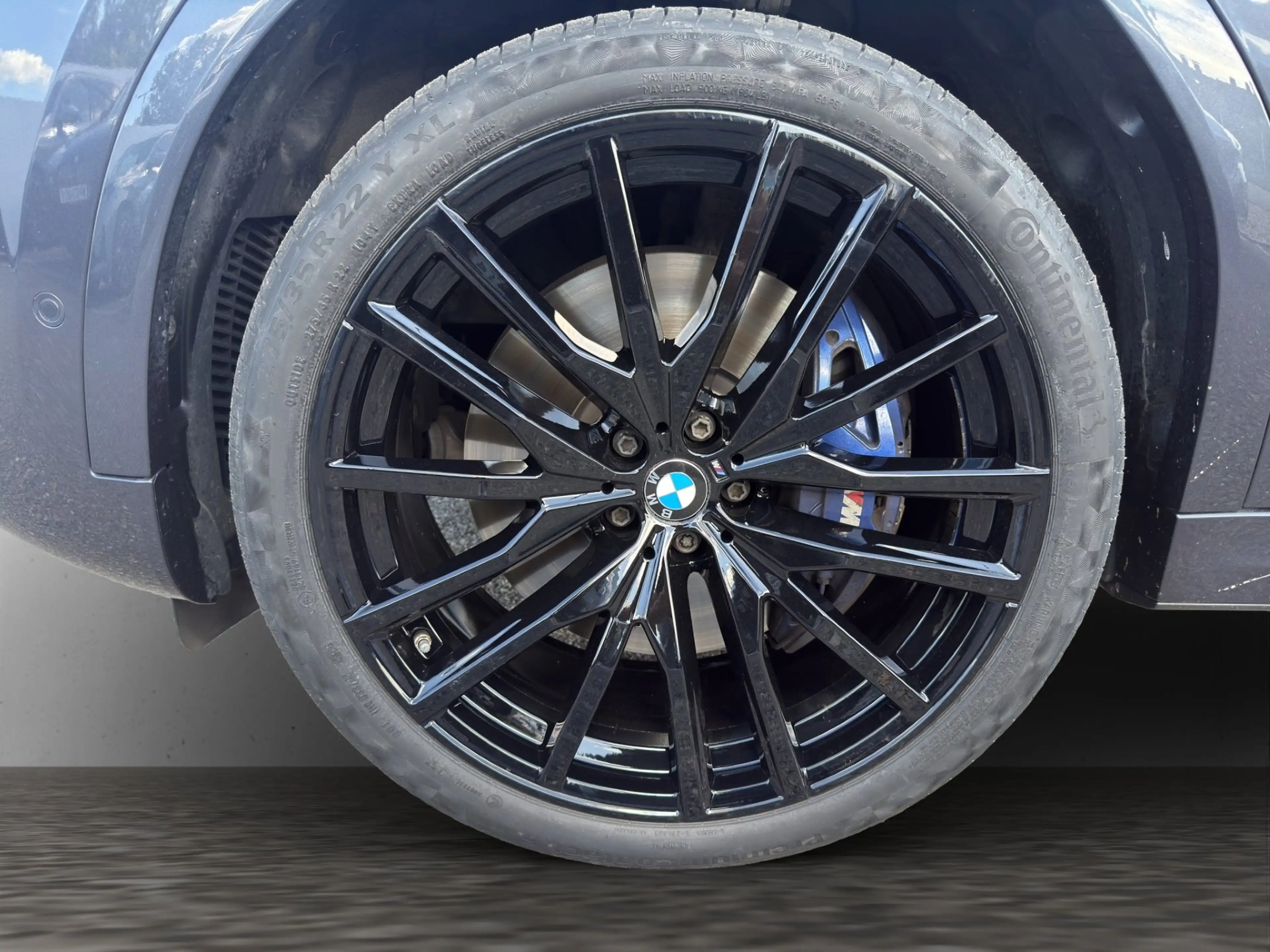 BMW X6 xDrive40i — photo 7