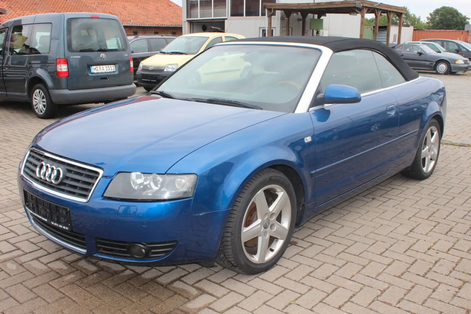 Audi A4 Cabriolet 1.8 T Xenon Leder BOSE PDC Sitzhzg. Blau - 1