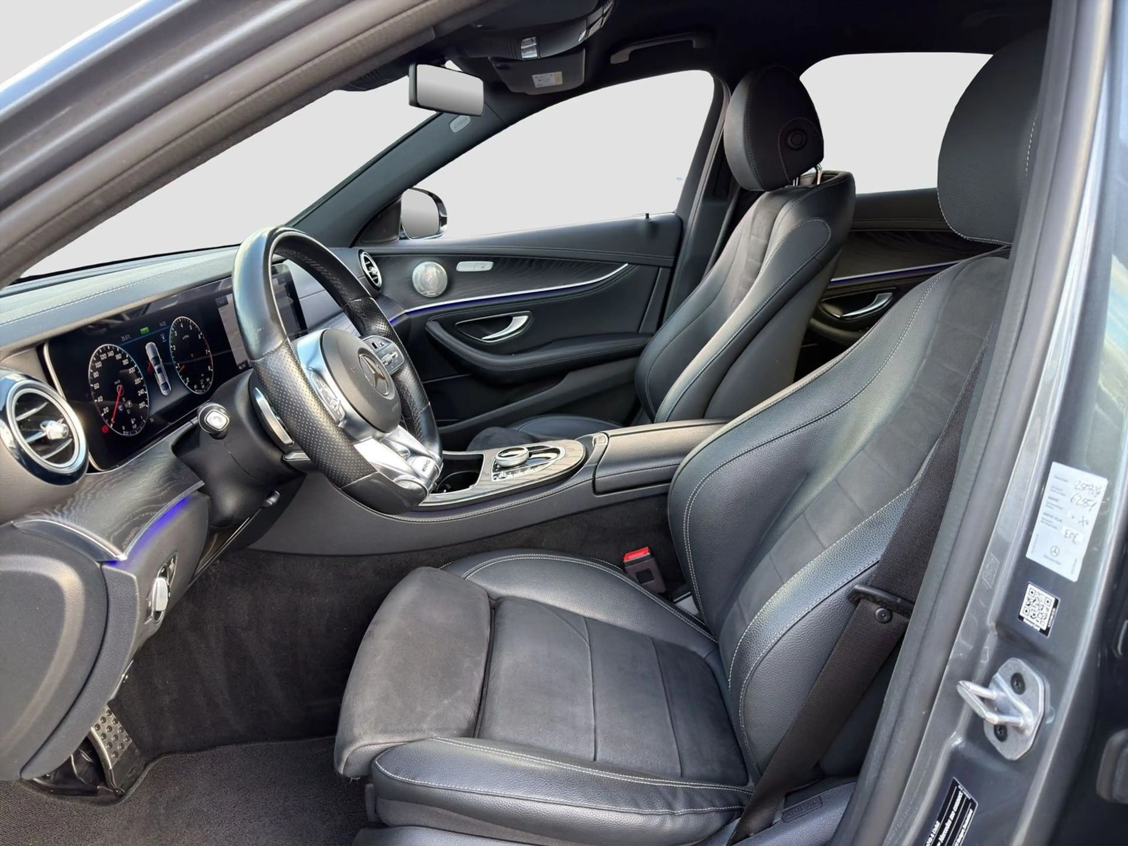Mercedes-Benz E 200 AMG Navi Wide LED Multibeam R-Cam PDC v+h — photo 10