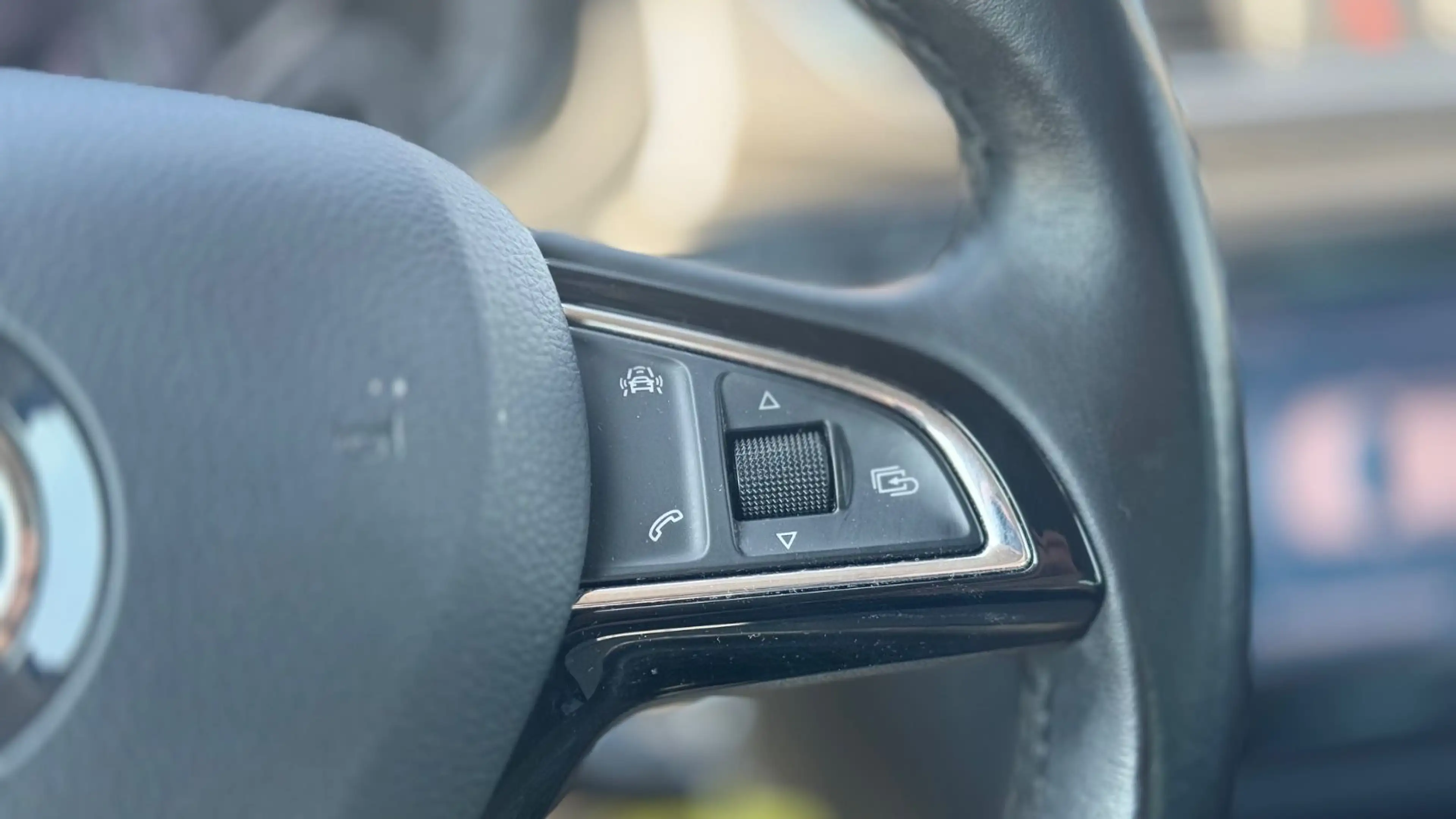 Skoda Rapid/Spaceback Spaceback Clever *XENON*APP*SHZ* — photo 12
