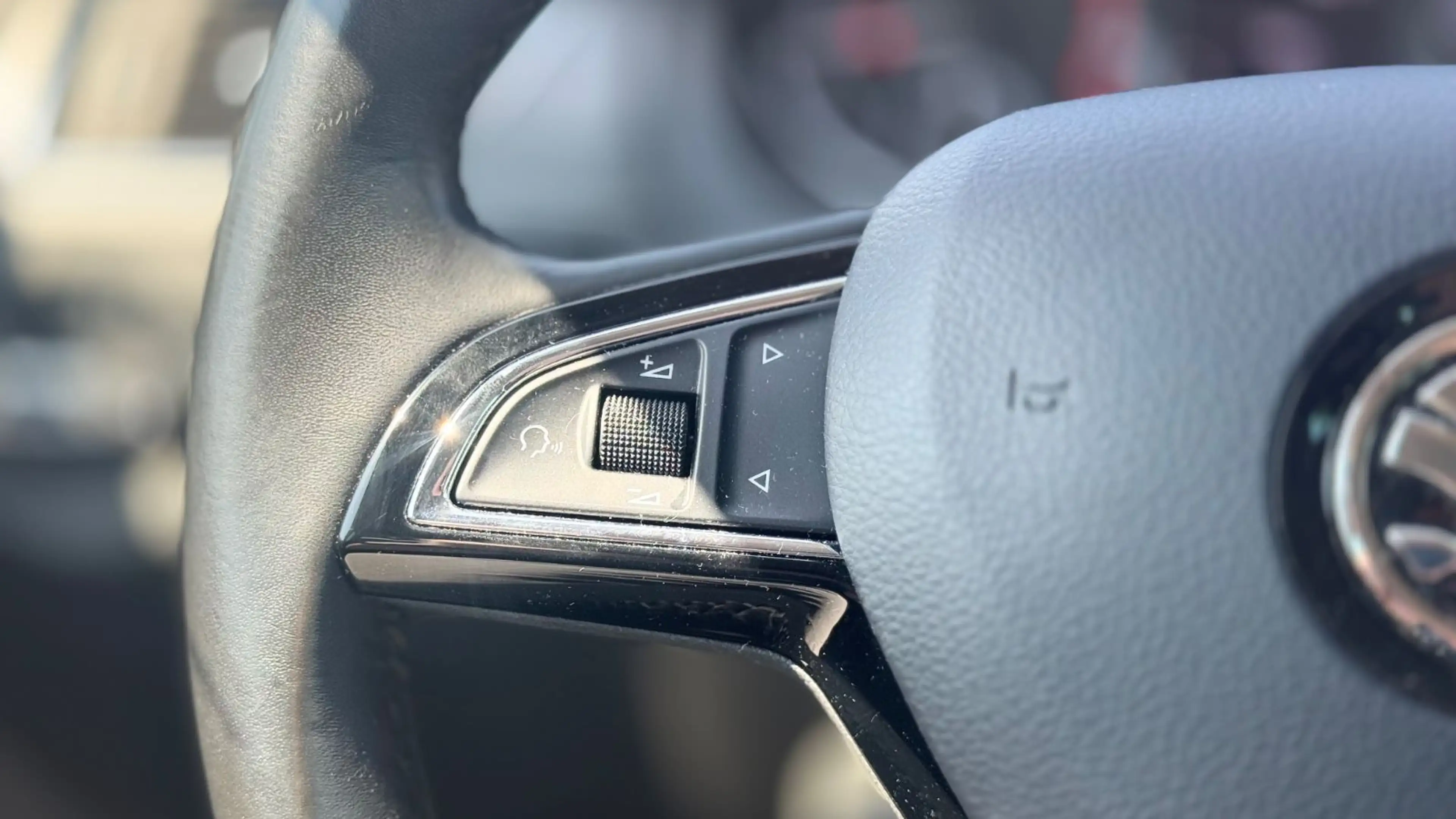 Skoda Rapid/Spaceback Spaceback Clever *XENON*APP*SHZ* — photo 11