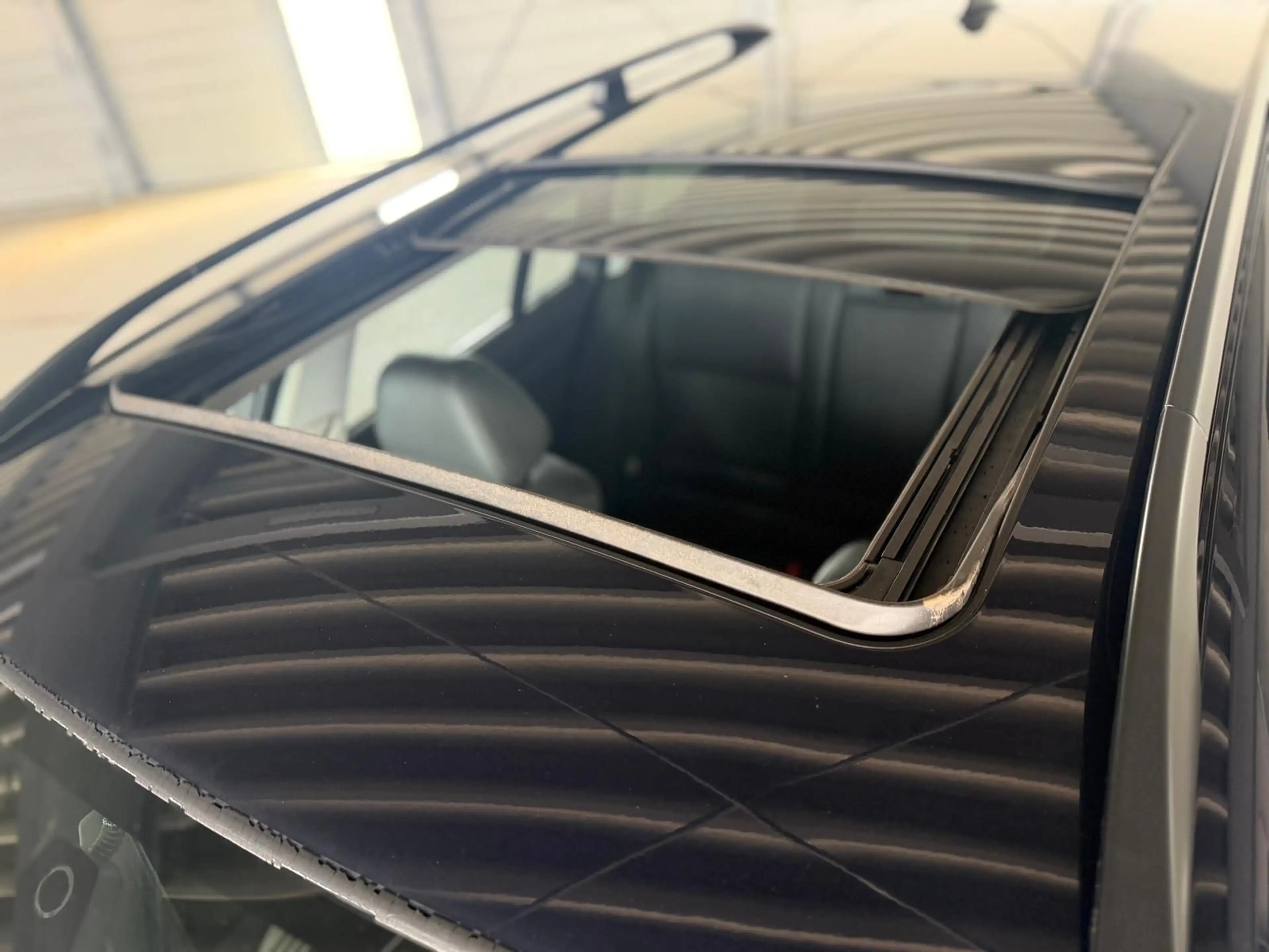 BMW 525 i Touring SH PANO TEMP NAVI ISO XENON MFL BC — photo 5
