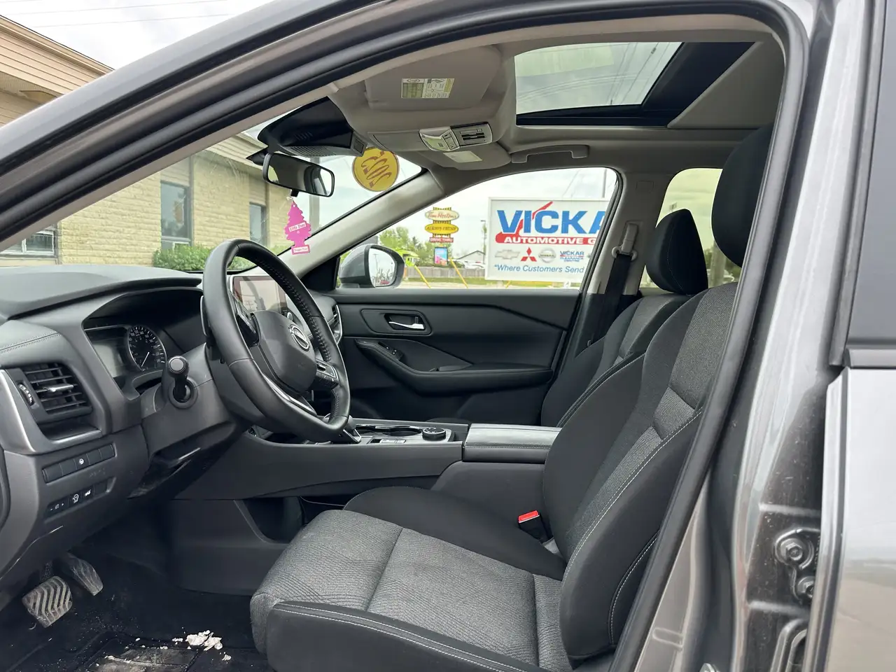 Nissan Rogue снимка Nissan Rogue