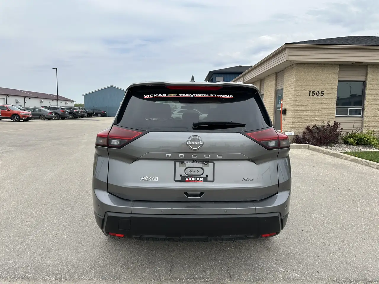 Nissan Rogue снимка Nissan Rogue