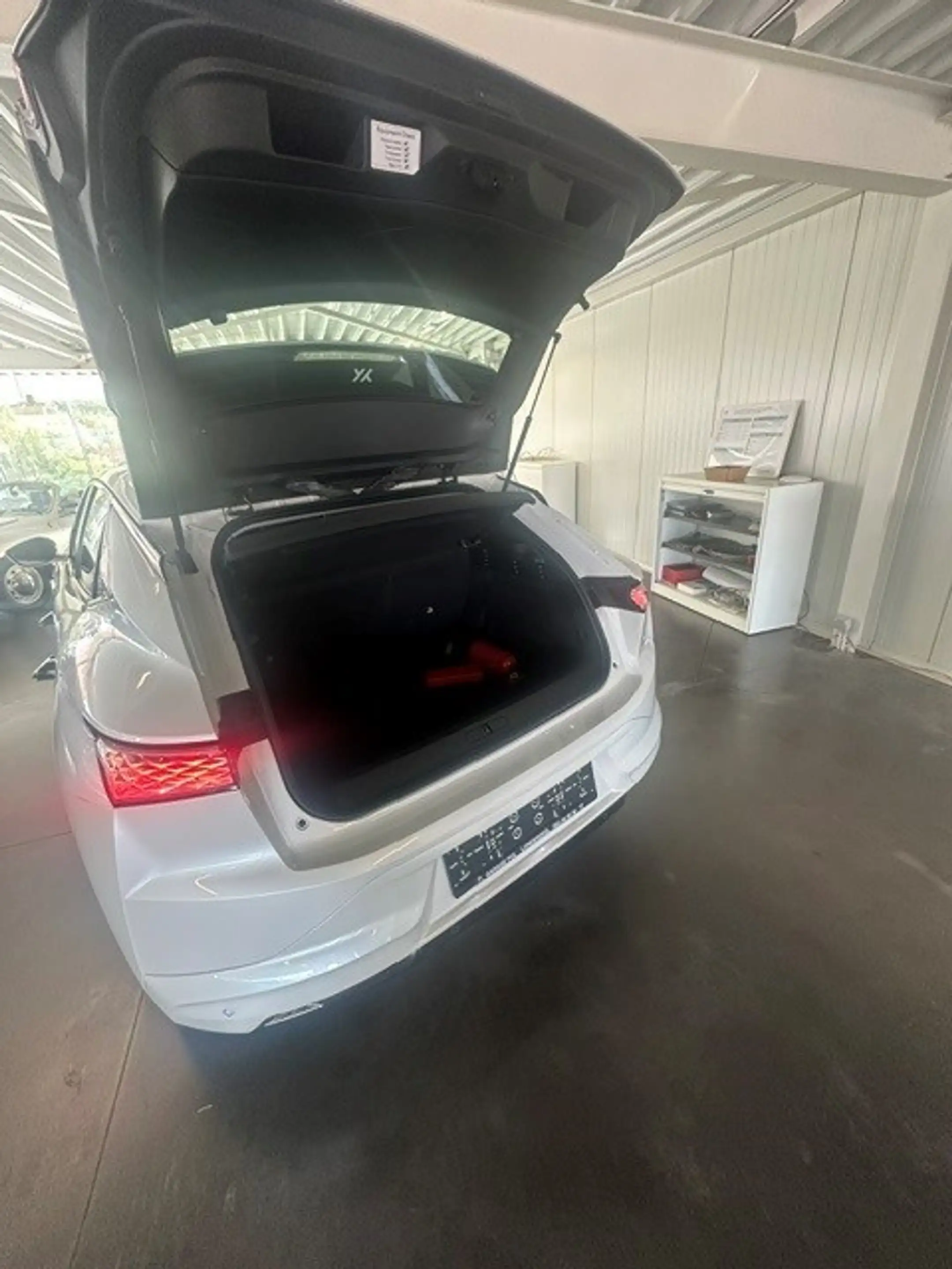 DS Automobiles DS 4 DS 4 1.2 PureTech Rivoli (EU6.4) — photo 2
