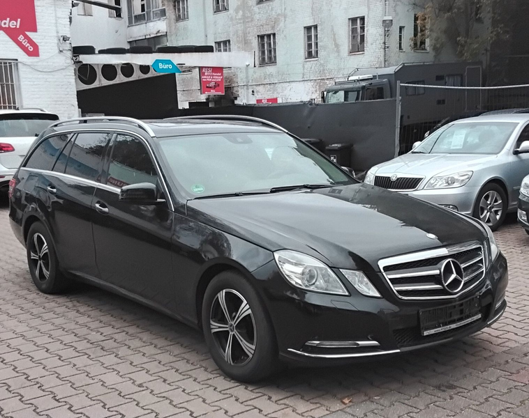 Mercedes-Benz E 200 E -Klassel 200 CDI BlueEffi Automatikgetri — photo 3