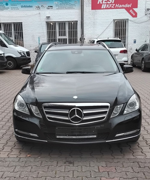 Mercedes-Benz E 200 E -Klassel 200 CDI BlueEffi Automatikgetri — photo 2
