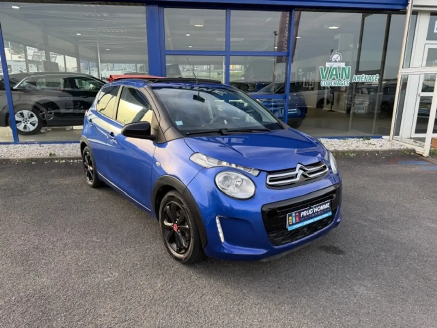 Citroen C1 AIRSCAPE VTI 72 URBAN RIDE 5P TOIT DECOUVRABLE - 2