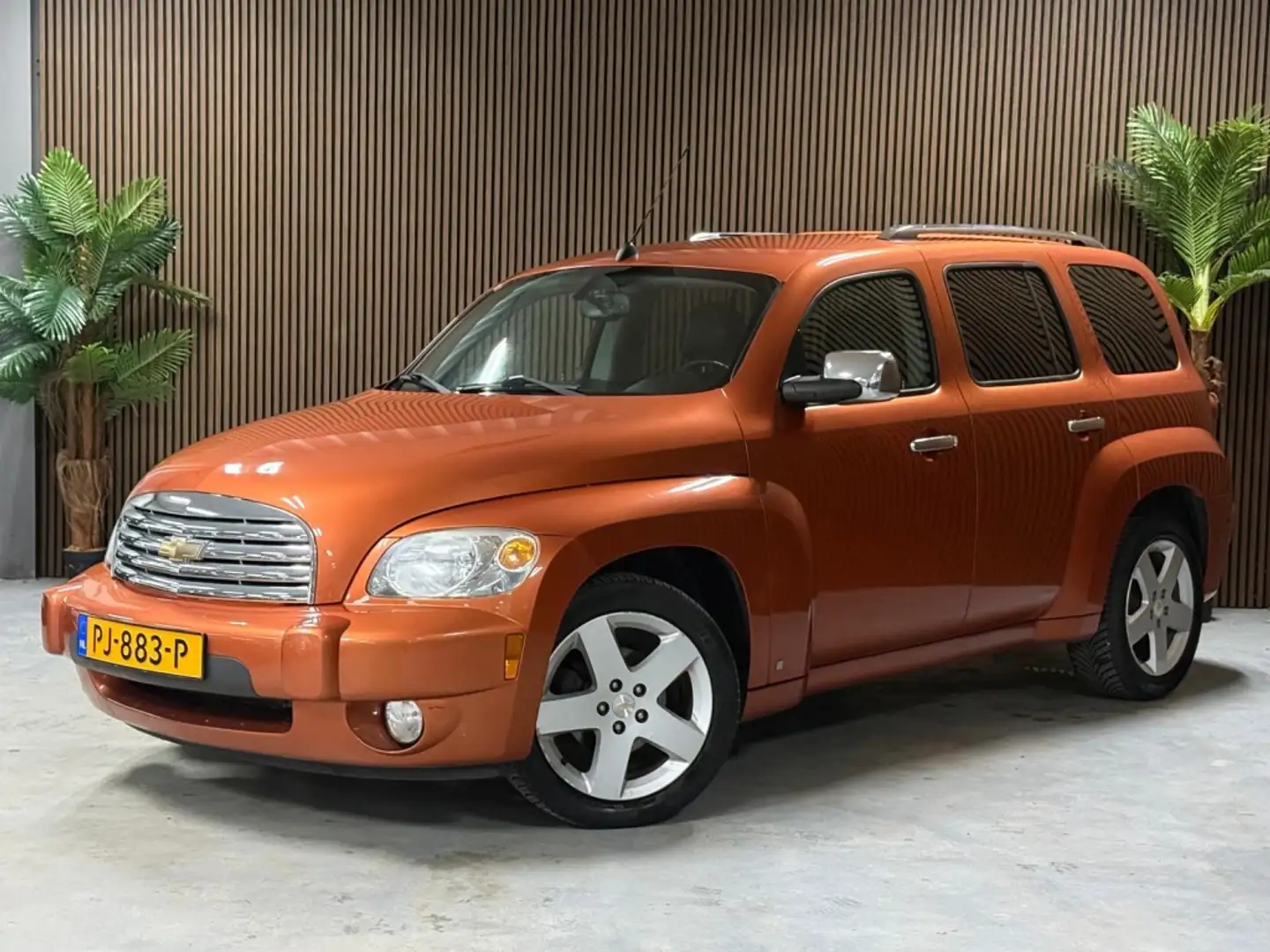 Chevrolet HHR 2.4 LT Orange - 1