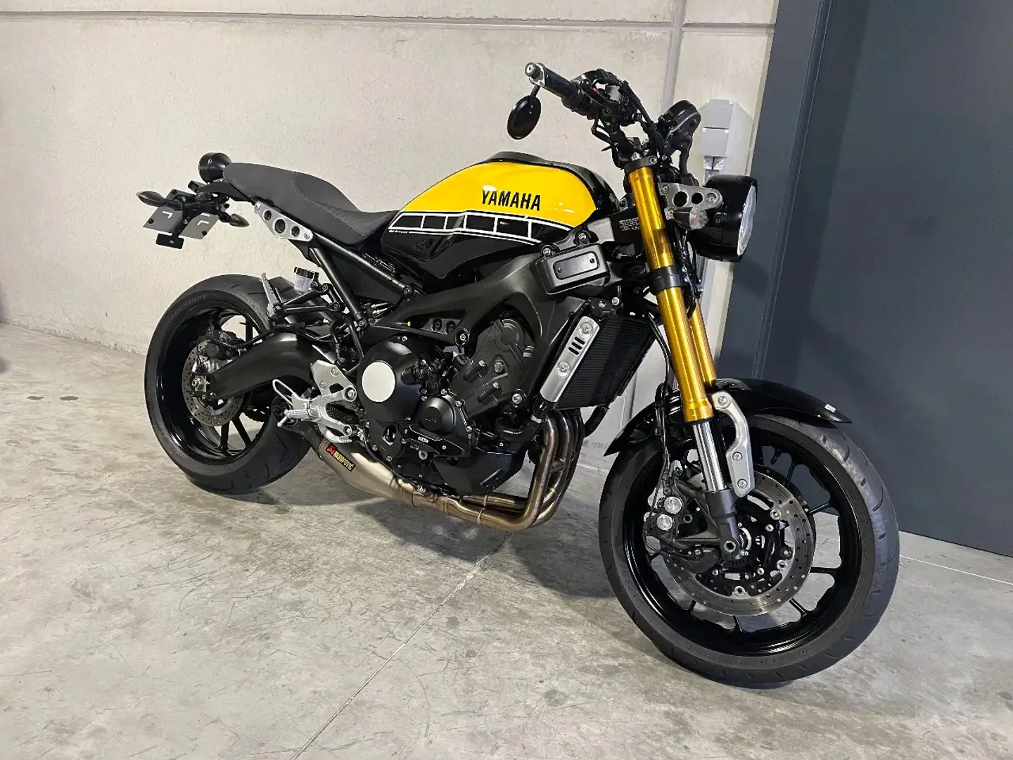 Yamaha XSR 900 60th anniversary edition in prachtstaat - 1