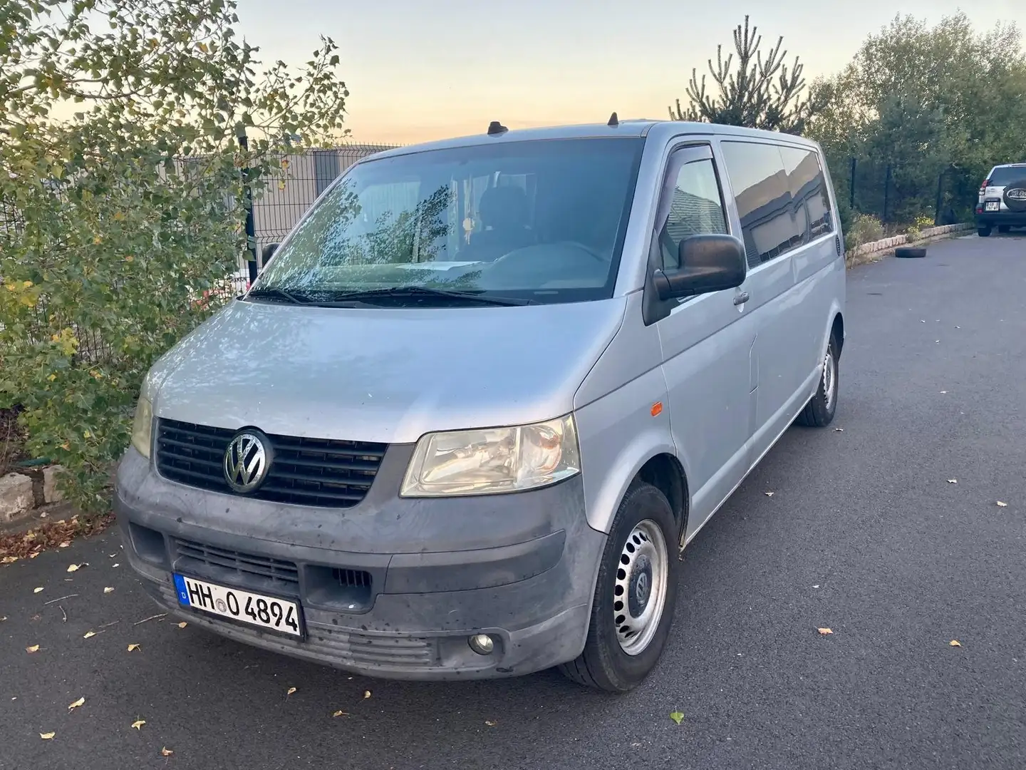 Volkswagen T5 2.5 TDI Camper (langer Radstand) / TÜF+AU 08/27 Srebrny - 2