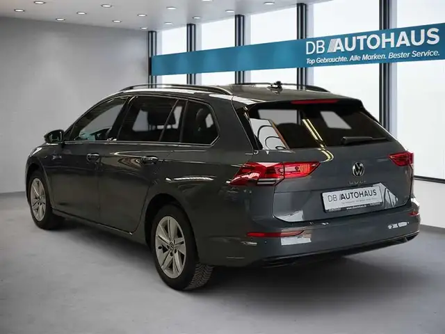 Volkswagen Golf view 6