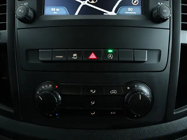 Mercedes-Benz Vito view 12