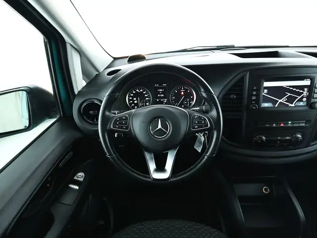 Mercedes-Benz Vito view 10