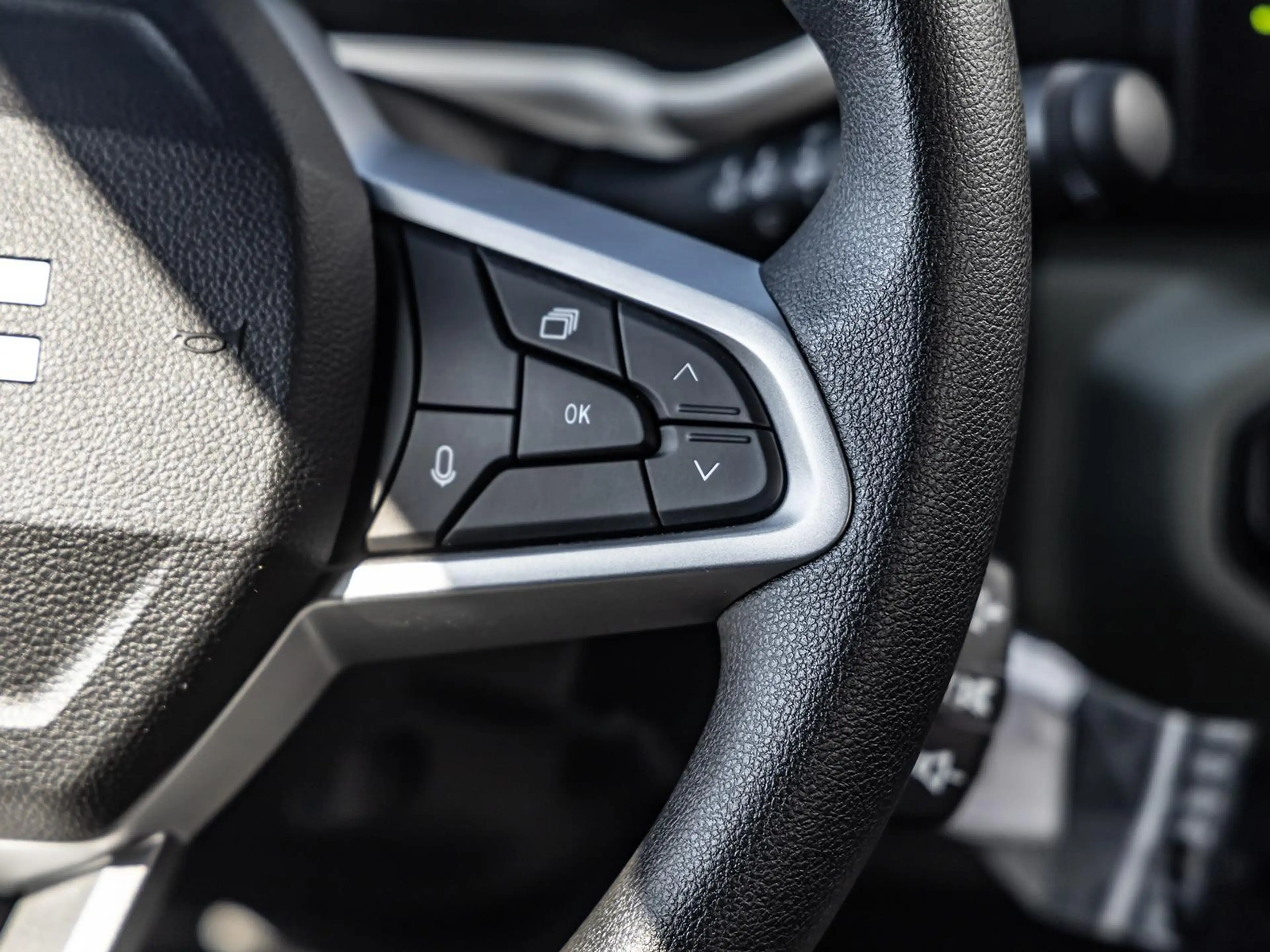 Dacia Spring Extreme electric 100 NAVI PDC KLIMA BT ZV — photo 11