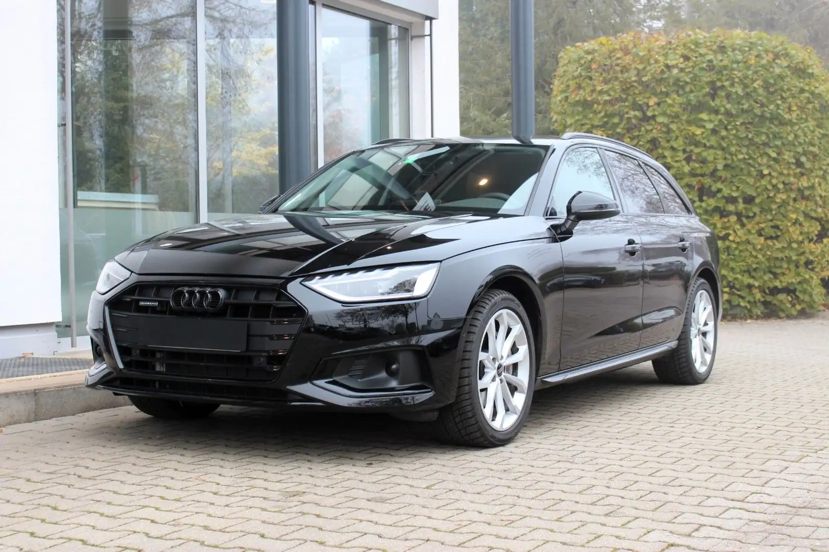 Audi A4 Avant 40TDI quattro/ MATRIX/BUSINESS/AMBIENTE Schwarz - 1