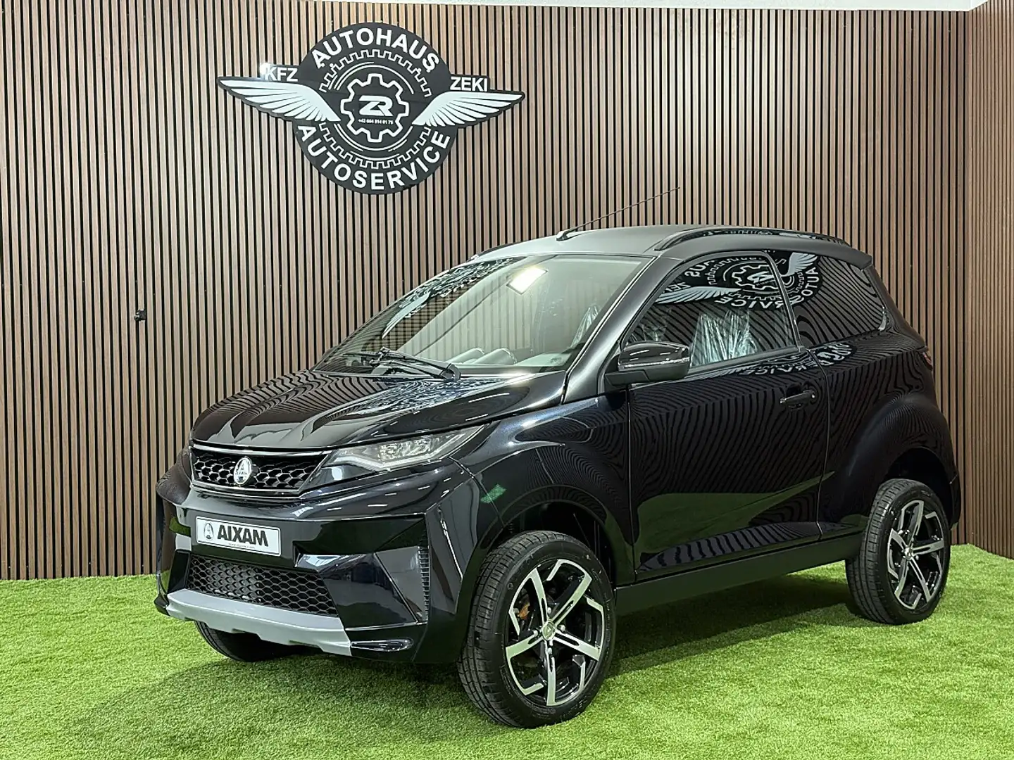 Aixam Crossover *NEUWAGEN* *FINANZIERUNG MÖGLICH* *ZUSTELLUNG Ö... Schwarz - 1