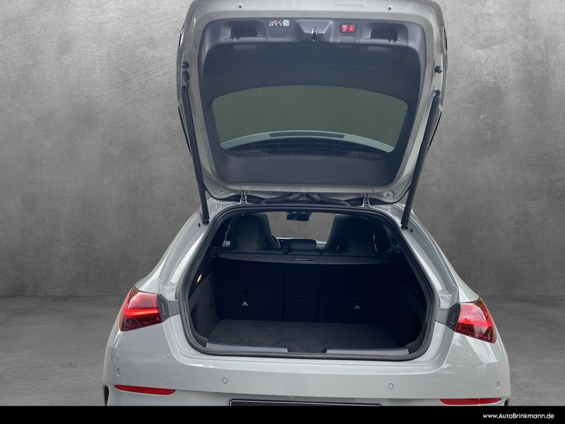 Mercedes-Benz CLA 180 CLA180 SB AMG-LINE/BURMESTER/PANO-SHD/360°KAMERA — photo 7