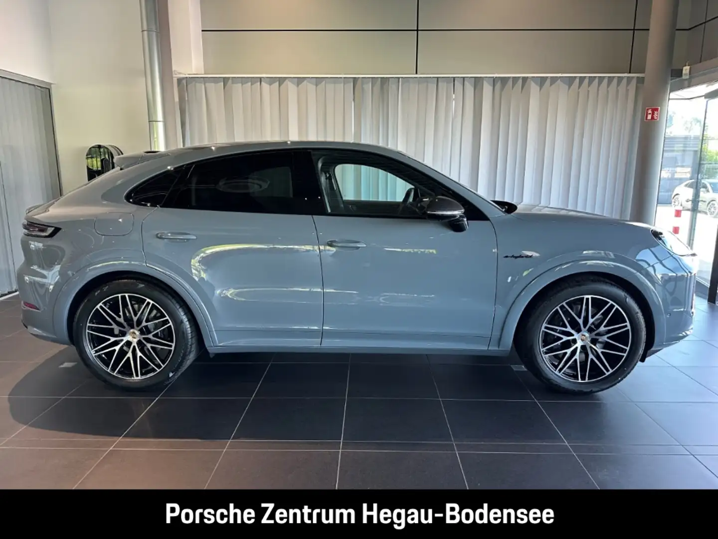 Porsche Cayenne E-Hybrid Coupe/Sportabgasanlage/PASM/BOSE Grau - 2
