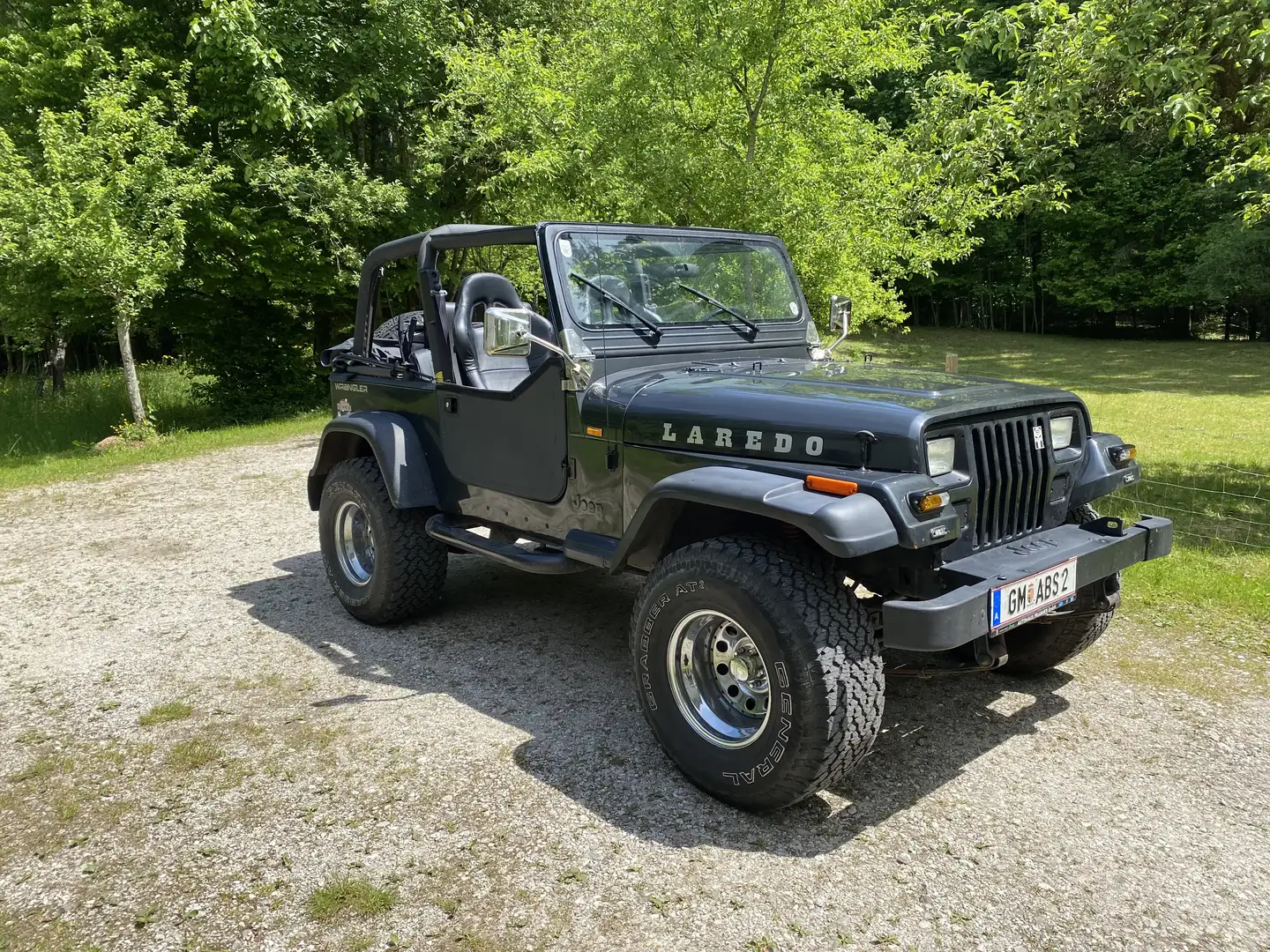 Jeep Wrangler Laredo 4.0 - 1