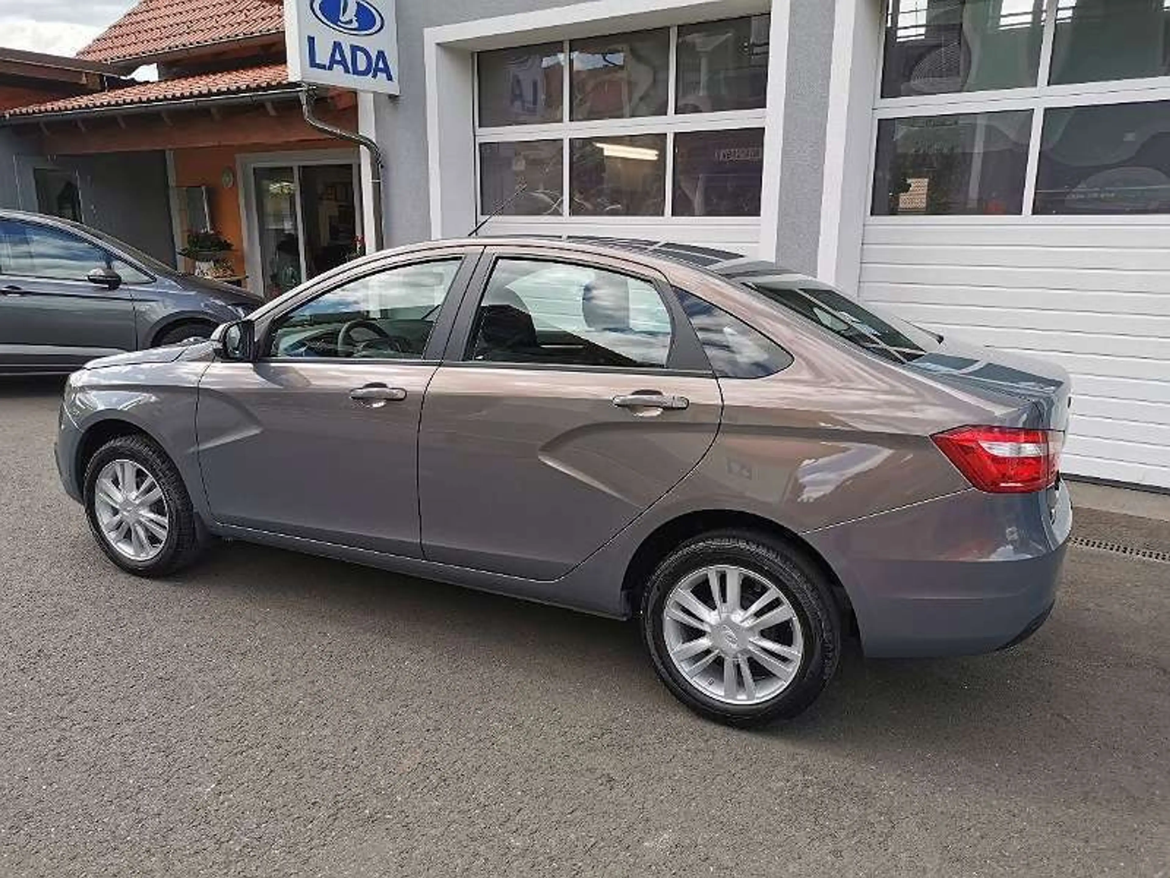 Lada Vesta 1,6 Luxus Aktion — photo 6