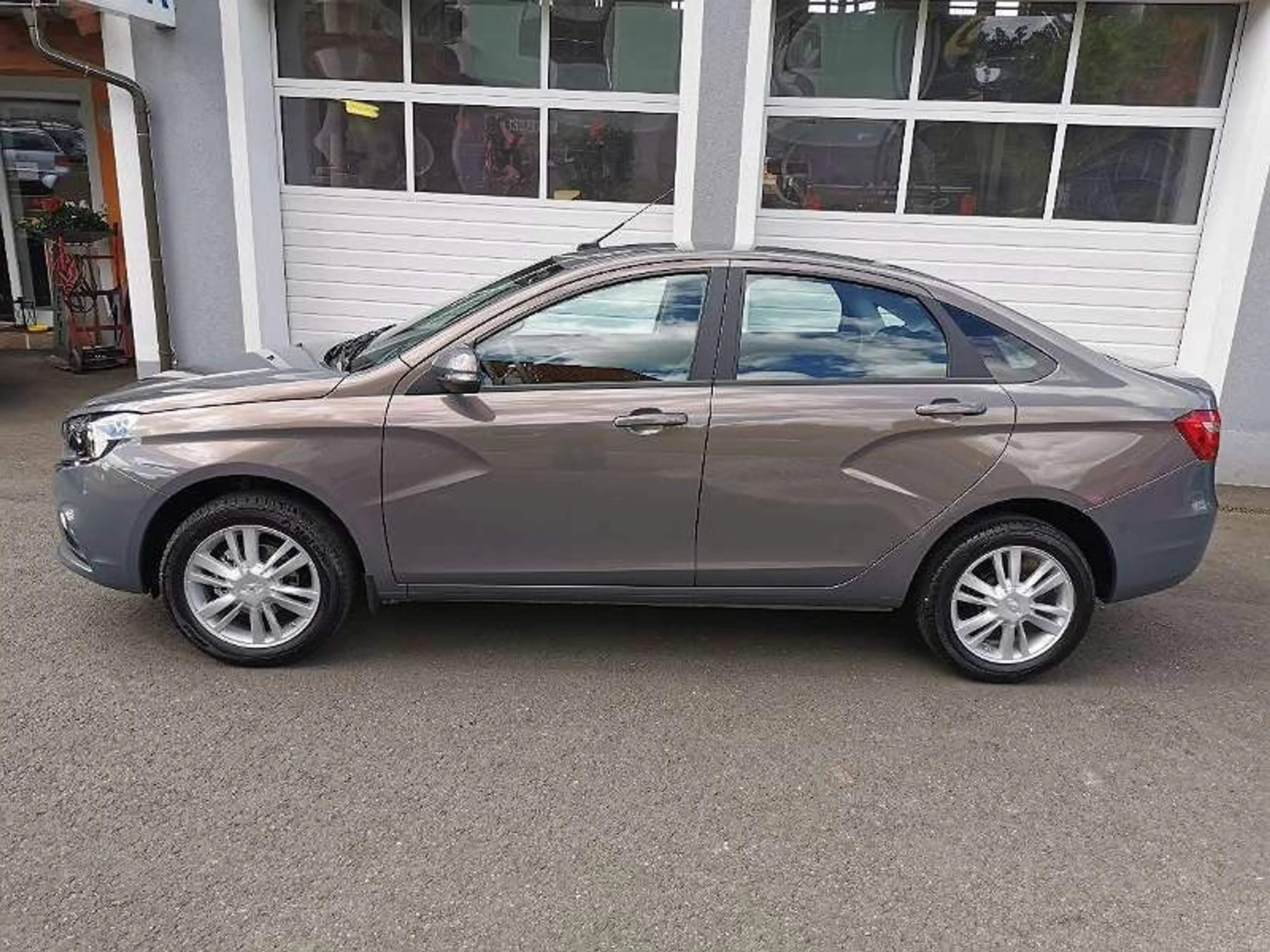 Lada Vesta 1,6 Luxus Aktion — photo 5