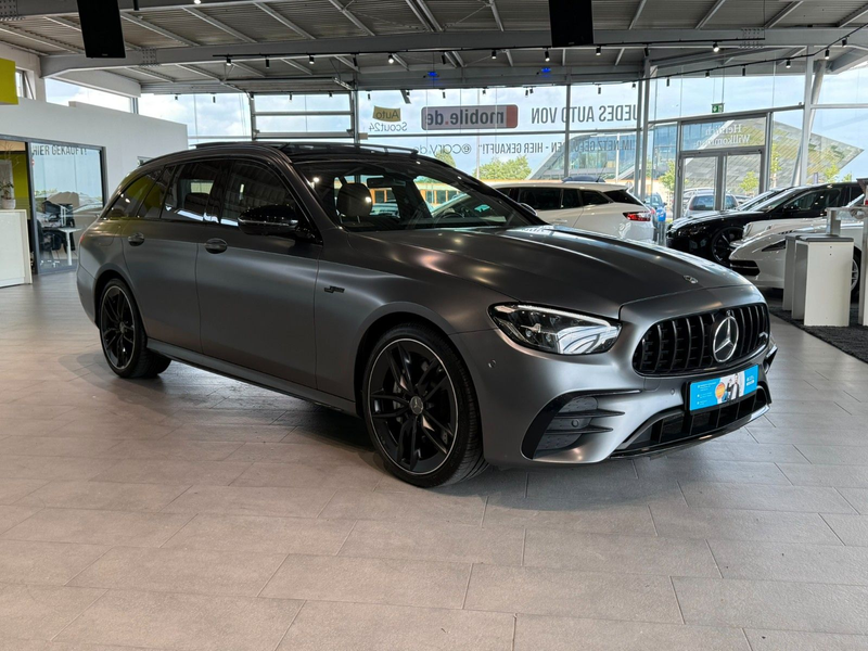 Mercedes-Benz E 53 AMG T-Modell 4Matic+*360°*HUD*Pano*Night* — photo 9