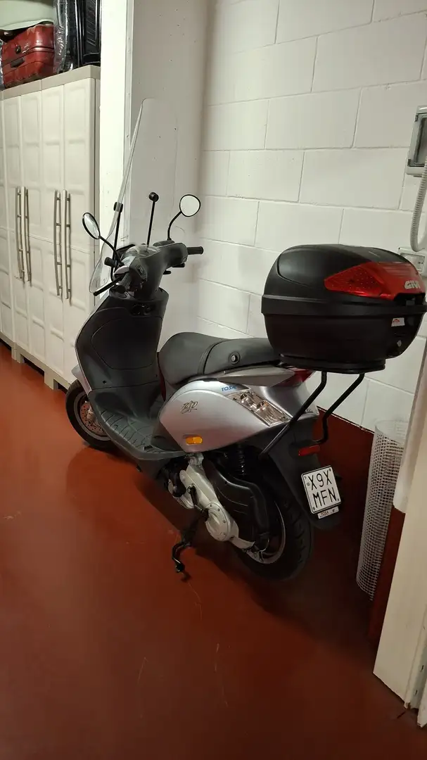 Piaggio Zip II 50 Grigio - 1