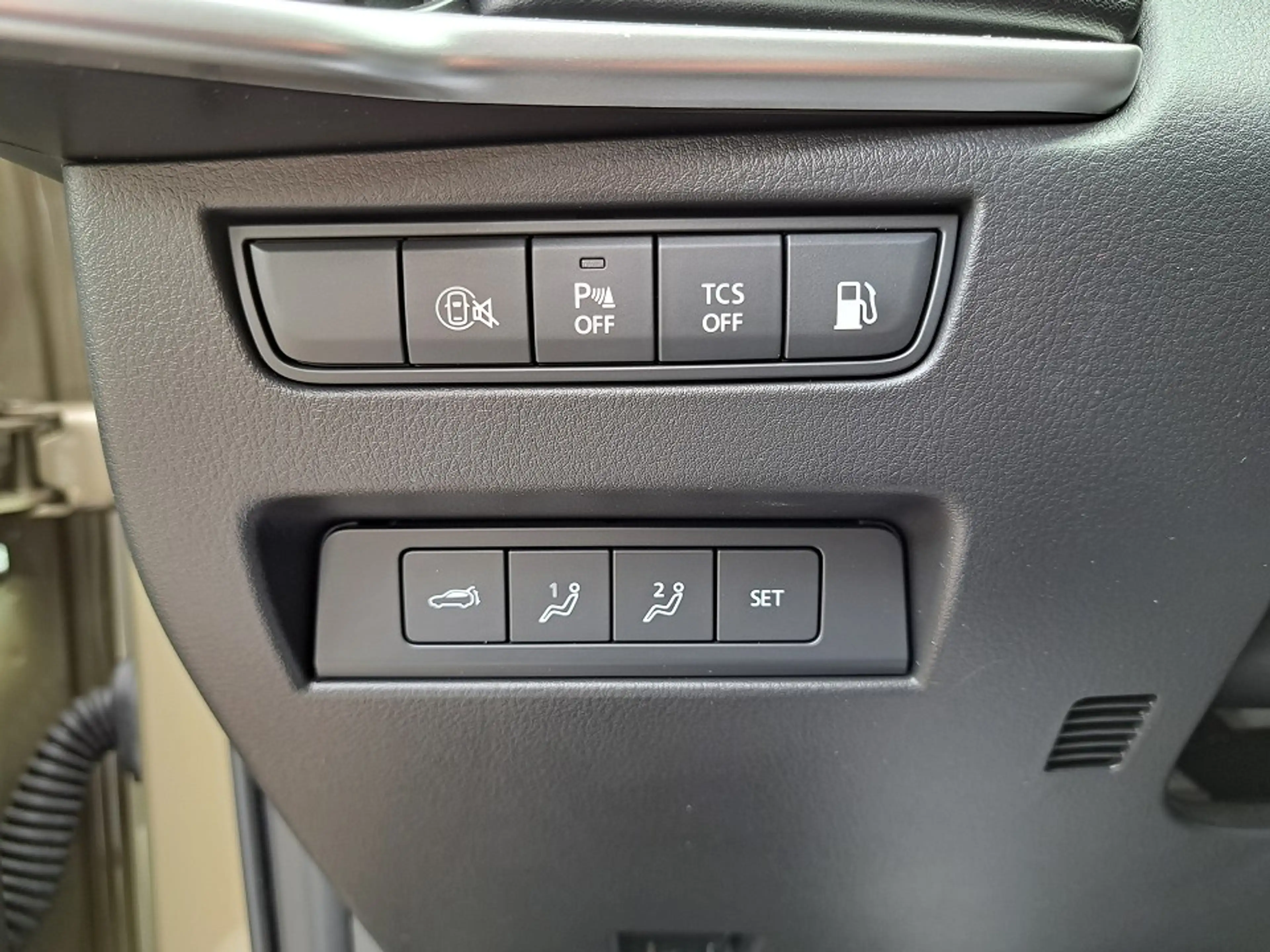 Mazda CX-60 2.5i Plugin Homura Plus Matrix; 360°; Panorama — photo 12