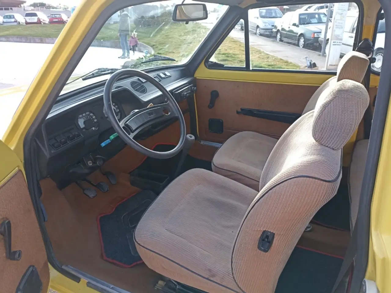 SEAT 127, foto 11