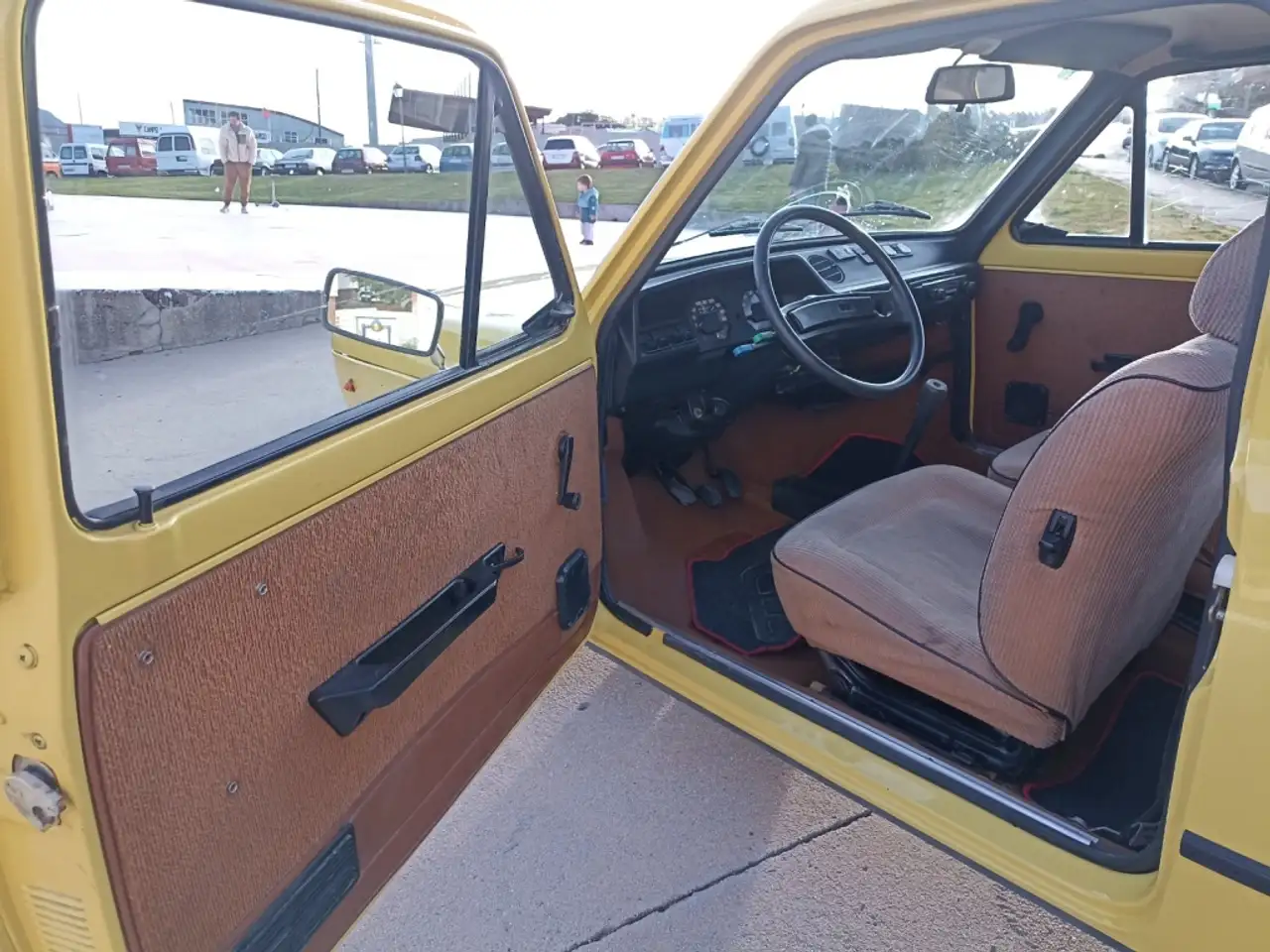 SEAT 127, foto 10