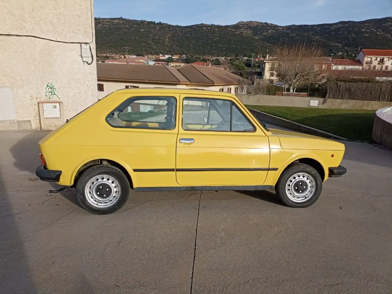 SEAT 127, foto 6