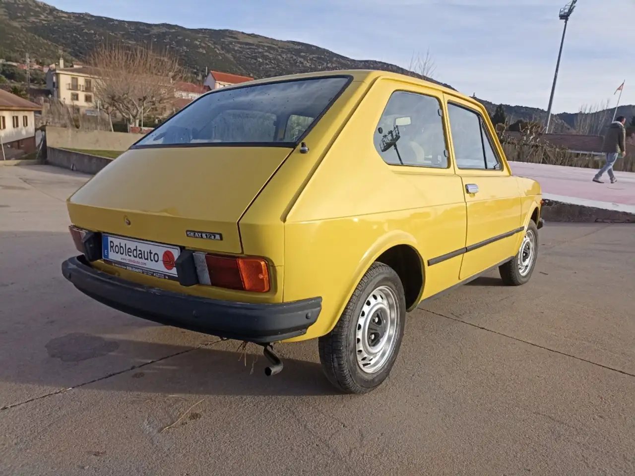SEAT 127, foto 5