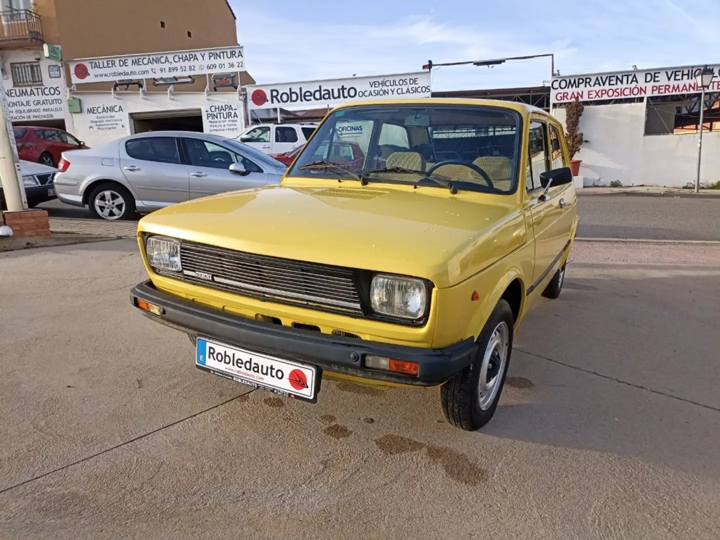 SEAT 127 Giallo - 1