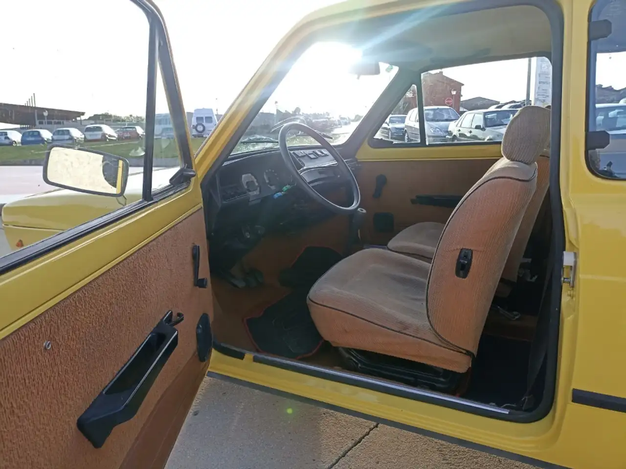 SEAT 127, foto 9