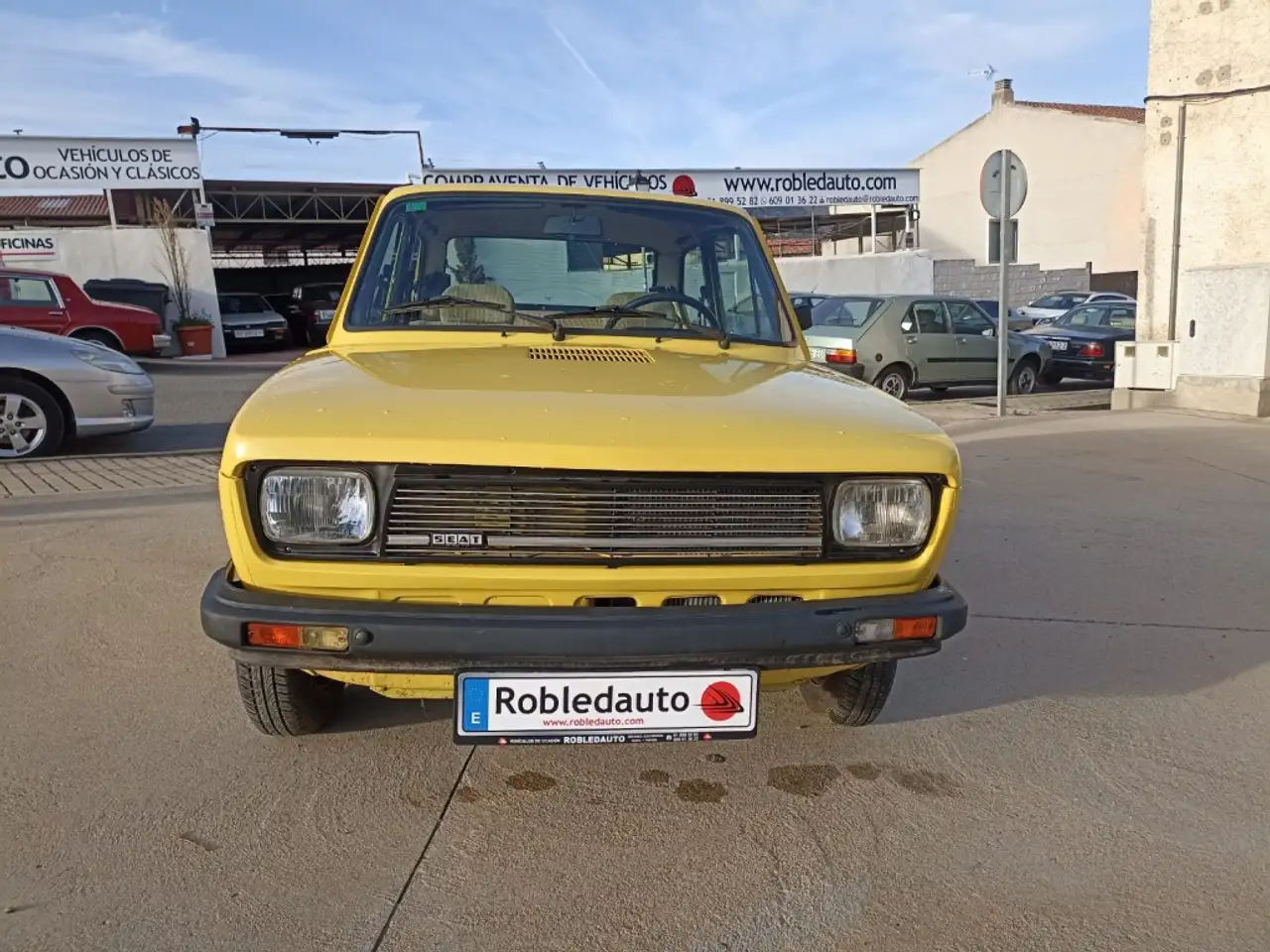 SEAT 127, foto 2