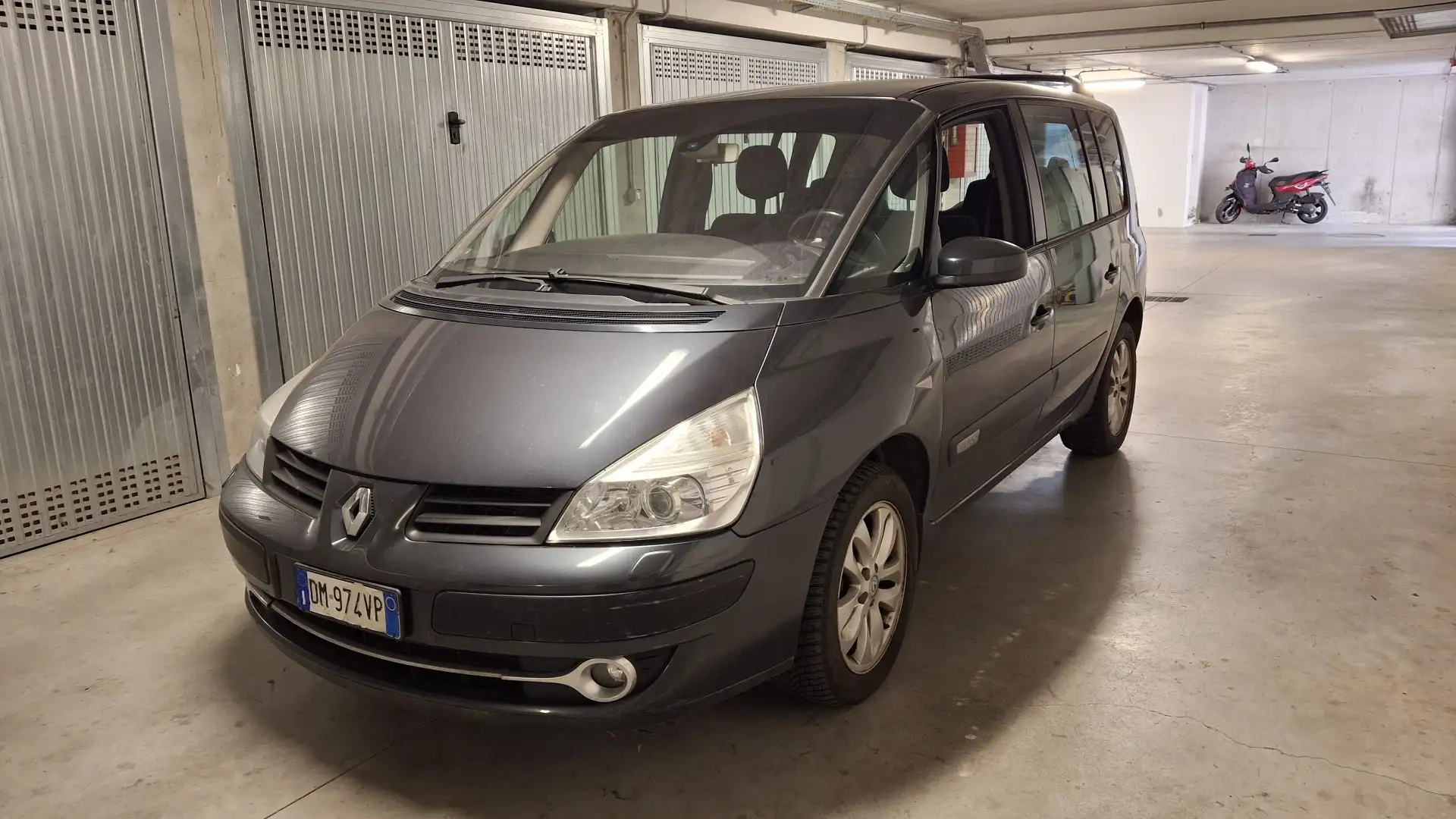 Renault Espace 2.0 dci 16v (confort) - 1