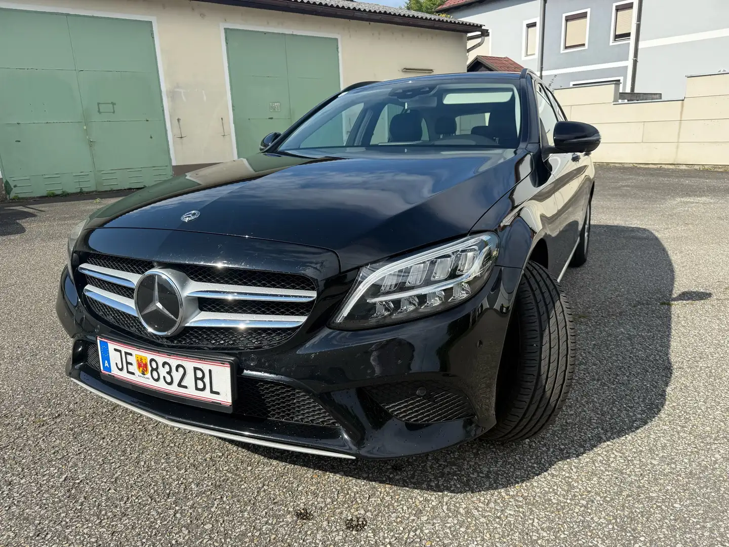 Mercedes-Benz C 200 C 200d T Aut LED Head-Up 360 Cam Leder NAV Schwarz - 1