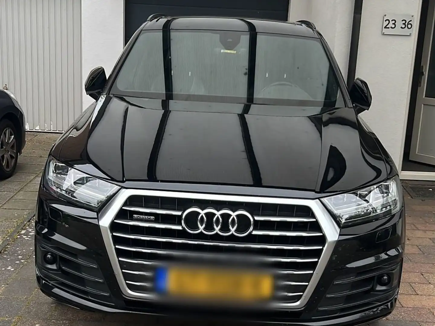 Audi Q7 3.0 TDI q Pro L+ 7p Zwart - 1