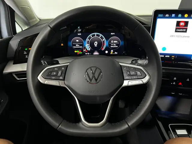 Volkswagen Golf view 15