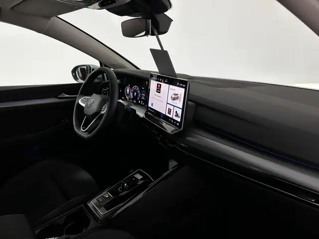 Volkswagen Golf view 14