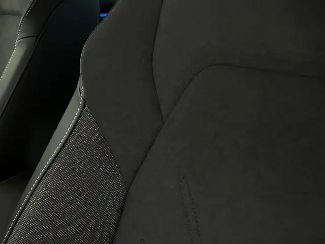 Volkswagen Golf view 11