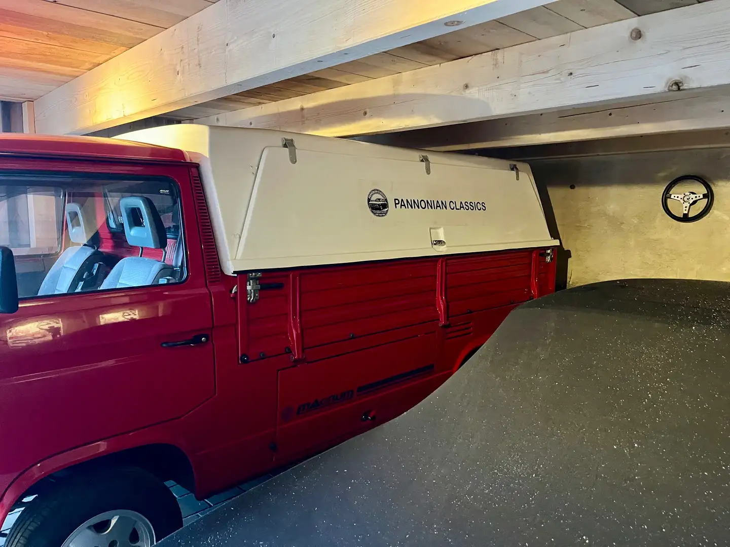 Volkswagen T3 Pritsche Magnum Rot - 1