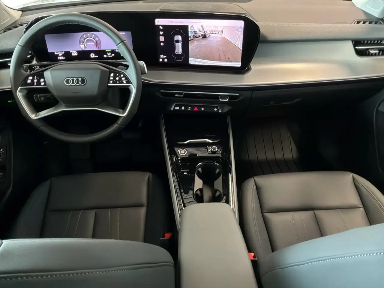 Audi Q3 снимка Audi Q3