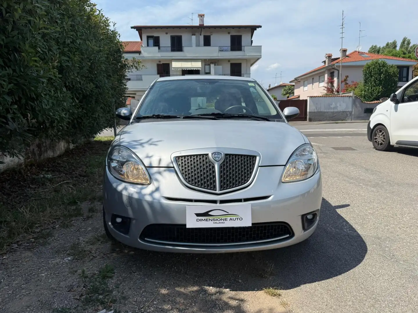 Lancia Ypsilon Ypsilon II 2007 1.4 8v Argento ecochic Gpl Grigio - 2
