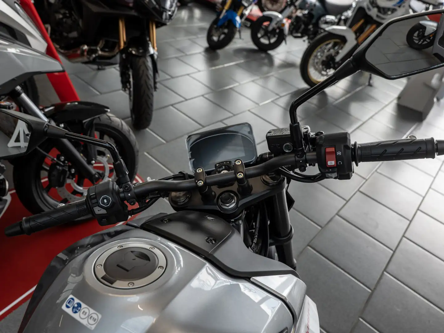 Honda CB 750 Hornet LED SCHEINWERFER Stříbrná - 2