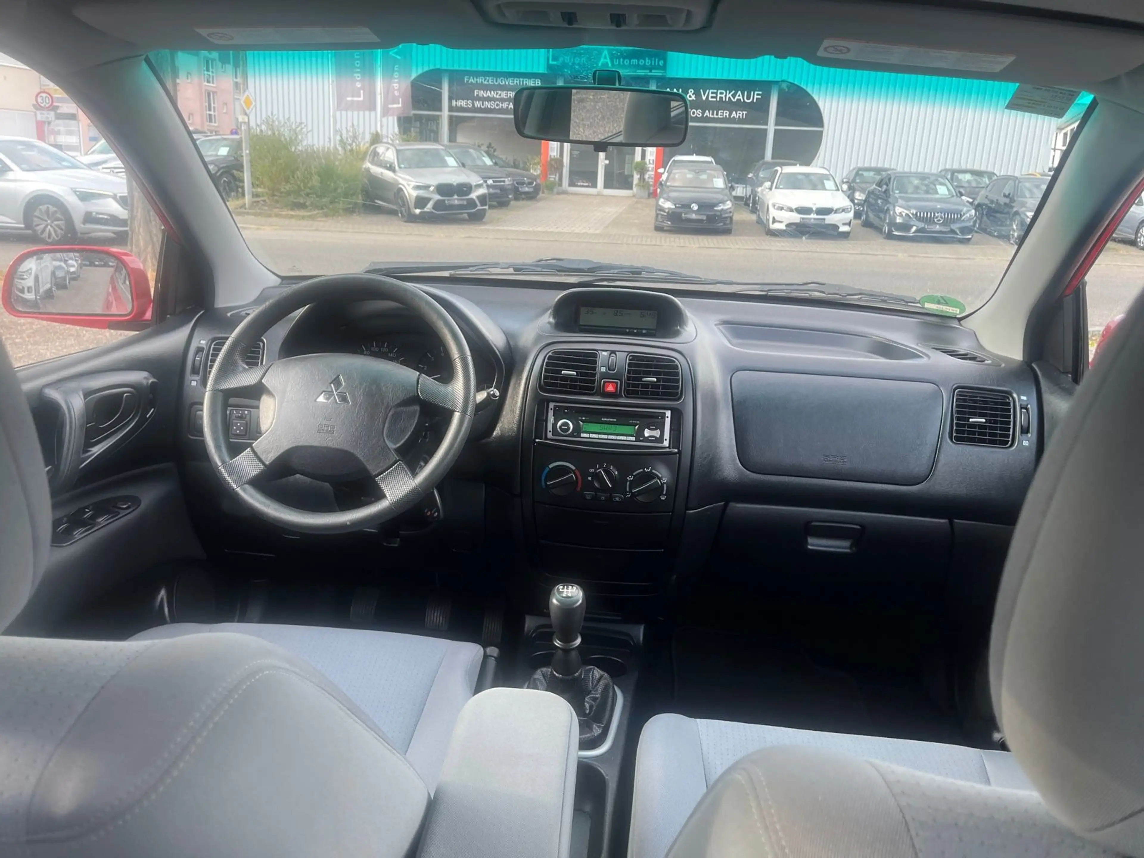 Mitsubishi Space Star 1,6 Comfort — photo 14