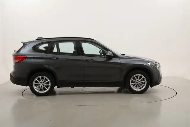 BMW X1 view 6