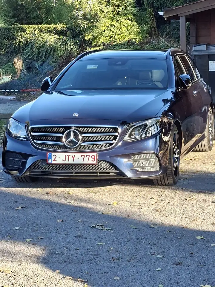 Mercedes-Benz E 220