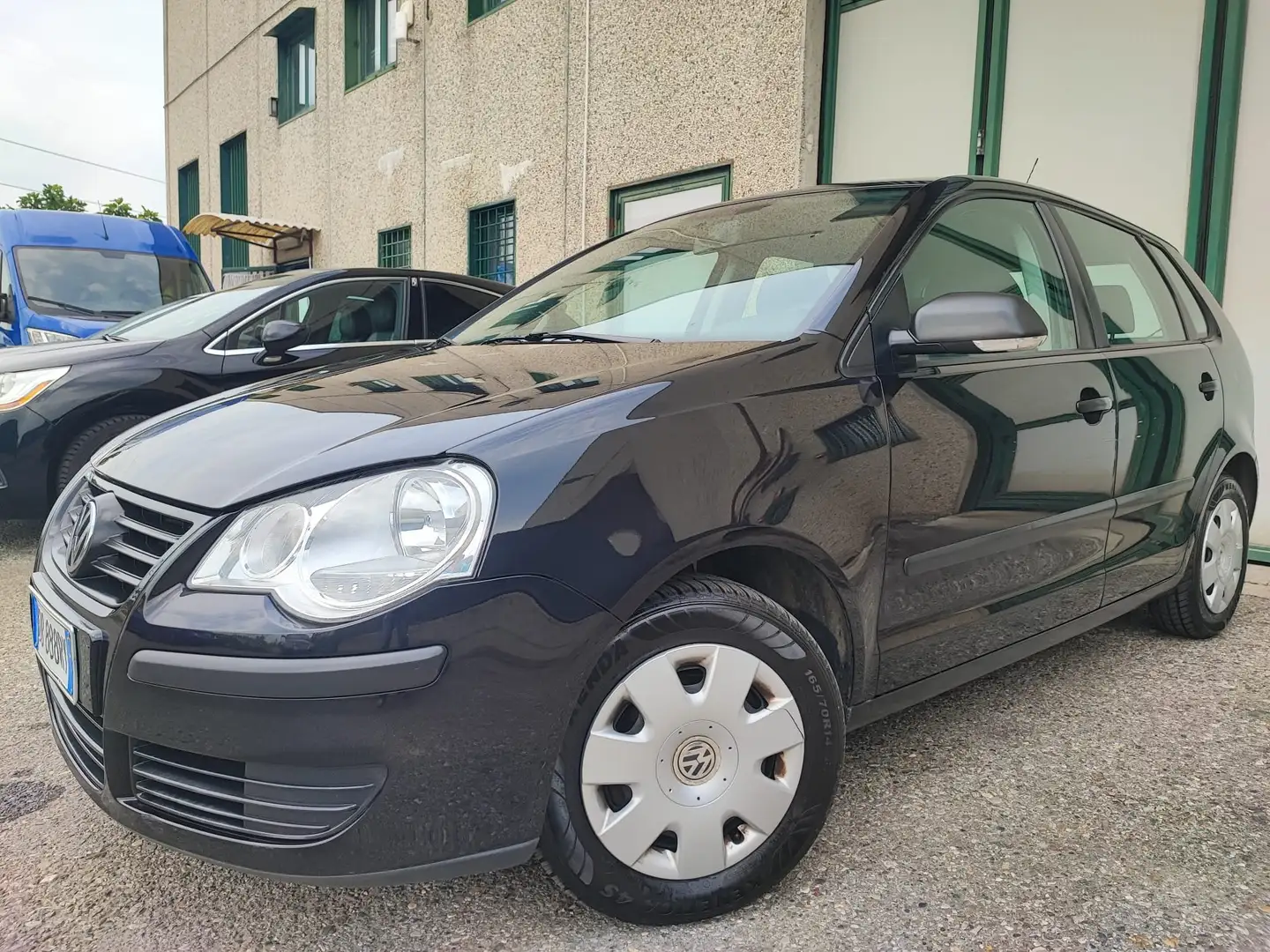 Volkswagen Polo 1.2 BENZINA NEOPATENTATI 5 PORTE POCHI KM 2005 Noir - 1